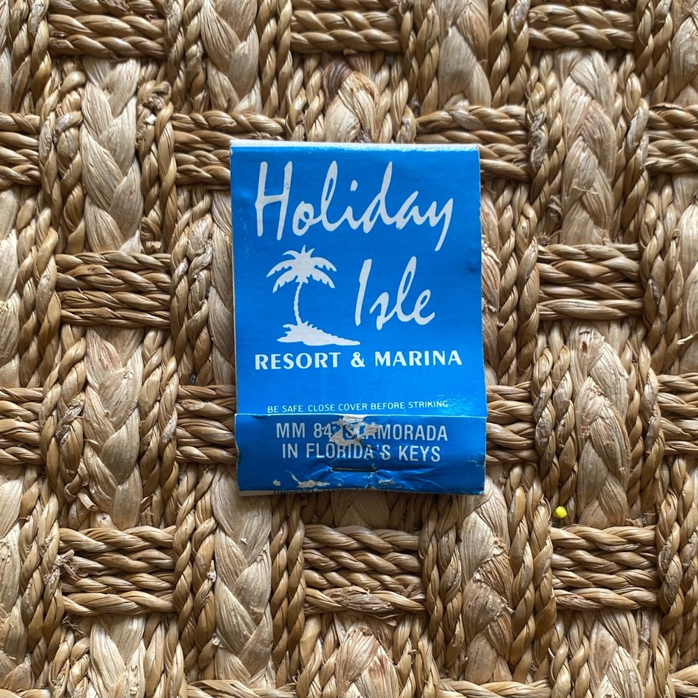 Vintage Holiday Isle Tiki Bar Matchbook